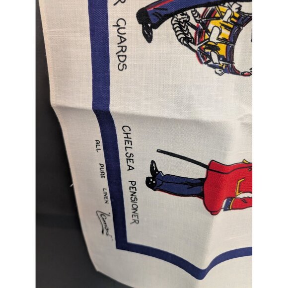 Vintage Mid Century Lamont Irish‎ Linen Souvenir Tea Towel - Royal Guards - Picture 5 of 7